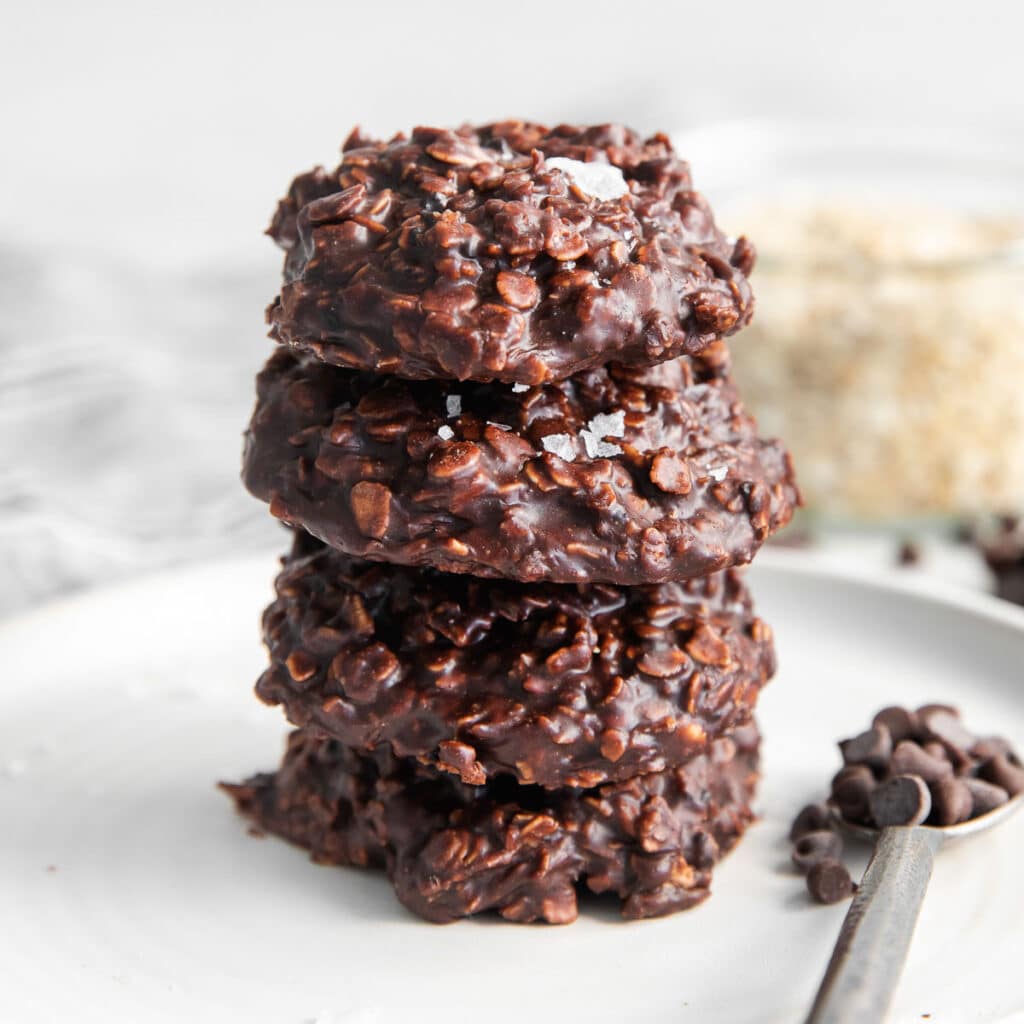 No Bake Chocolate Oatmeal Cookies - To Simply Inspire