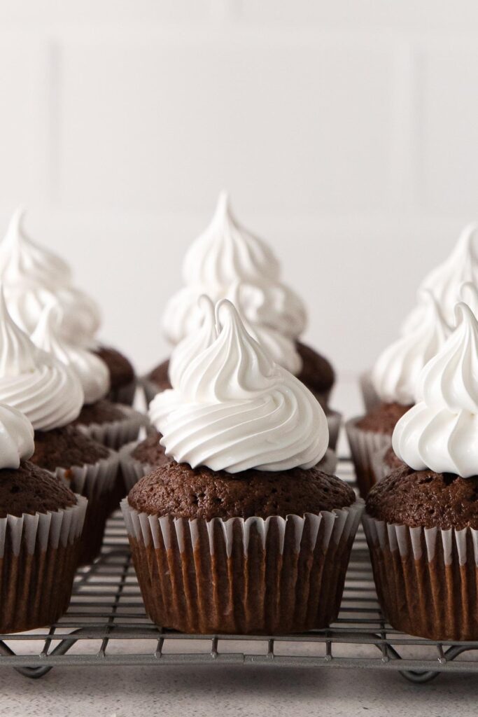 Easy Marshmallow Frosting To Simply Inspire